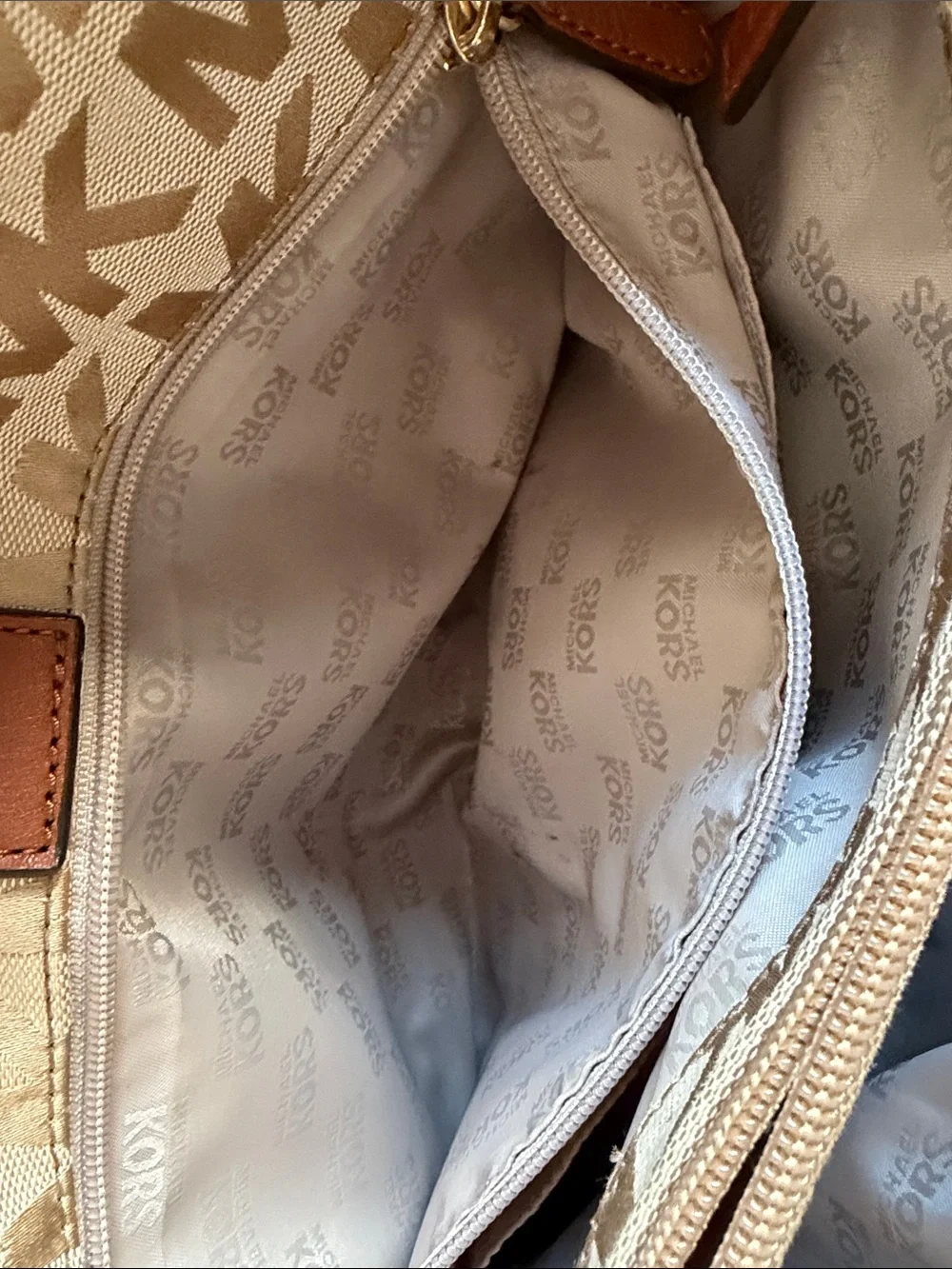 Michael Kors Cream & Brown MK Logo Drawstring Shoulder Bag